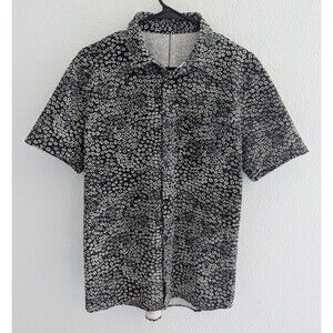 Lululemon Commission Short Sleeve Shirt Men's Size Medium Geo Stamp White Opal